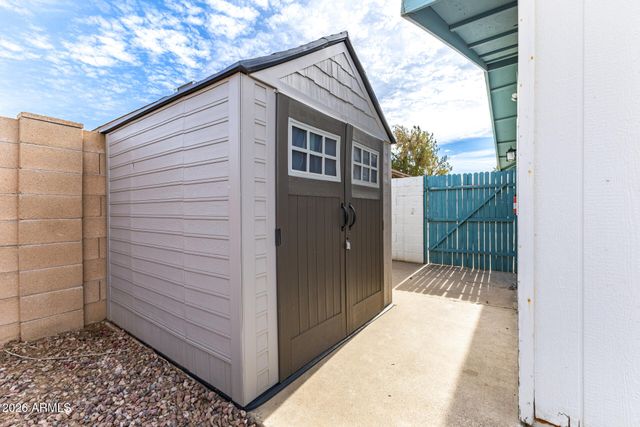 4546 W SANNA Street, Glendale, AZ 85302