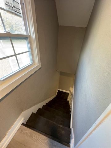 4200 E 58th Street, Kansas City, MO 64130