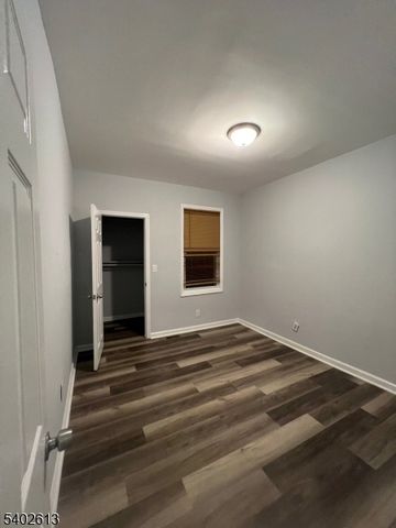 133 MAPES 2, Newark City, NJ 07112