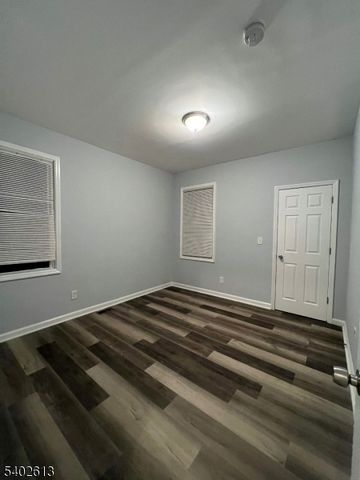 133 MAPES 2, Newark City, NJ 07112