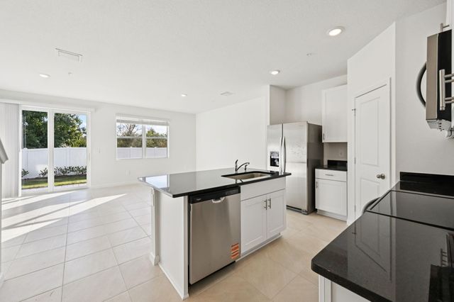 616 Salisbury Circle, Fort Pierce, FL 34982