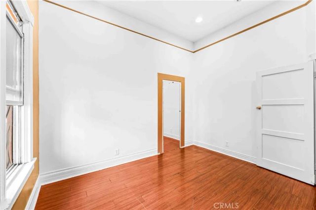 1460 W 23rd Street, Los Angeles, CA 90007