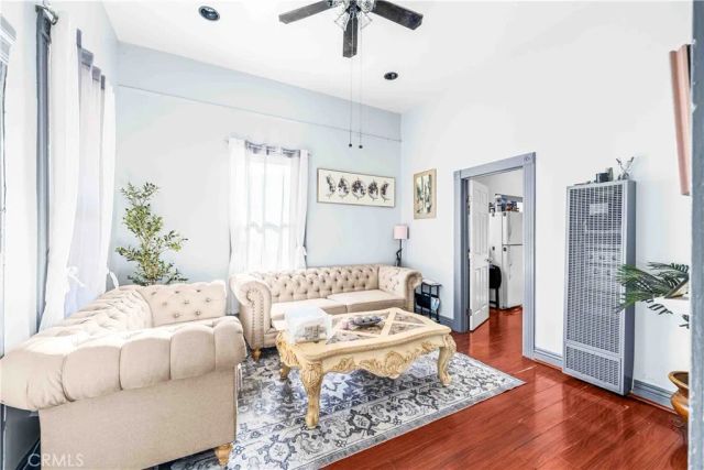 1460 W 23rd Street, Los Angeles, CA 90007