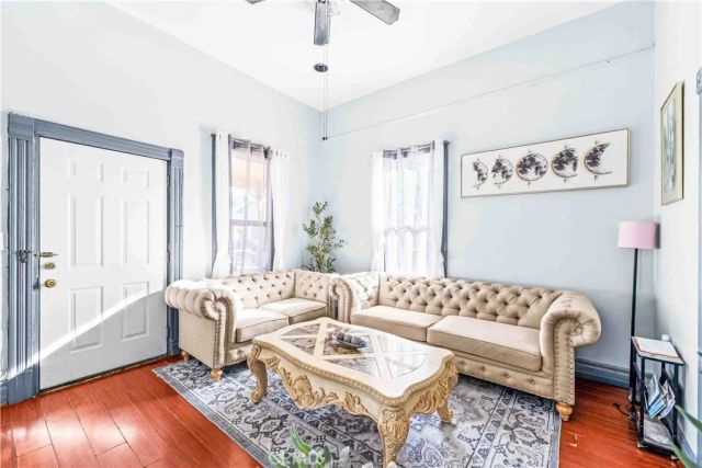 1460 W 23rd Street, Los Angeles, CA 90007