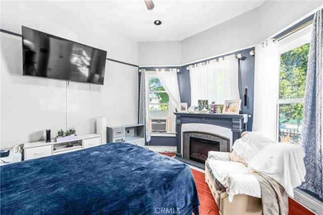1460 W 23rd Street, Los Angeles, CA 90007