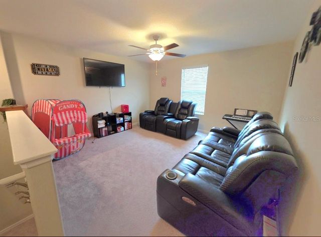 1561 FLOWER DUST DRIVE, Ruskin, FL 33570