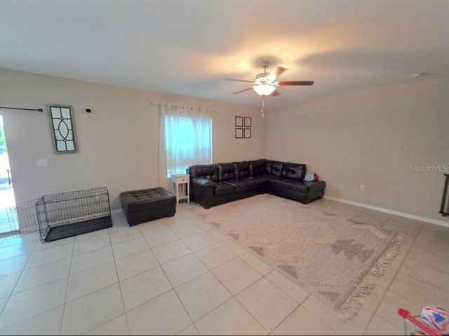 1561 FLOWER DUST DRIVE, Ruskin, FL 33570