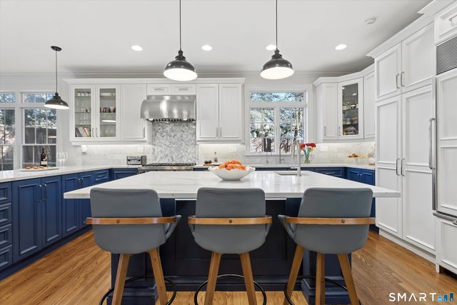 166 Edward Place, Stamford, CT 06905