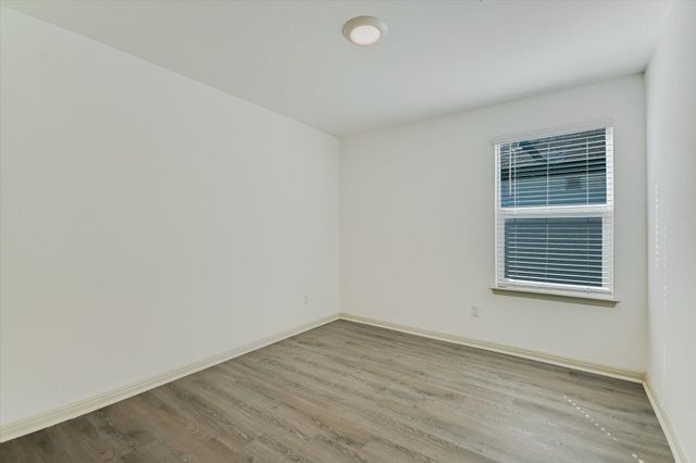 115 Sweetwater Creek LN, Hutto, TX 78634