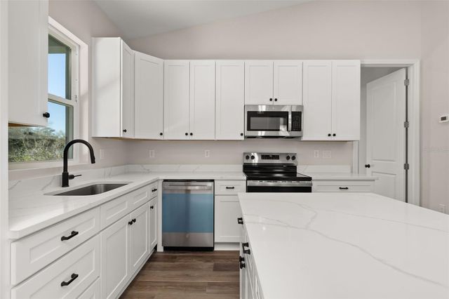 3021 W KENOSHA ROAD, Avon Park, FL 33825