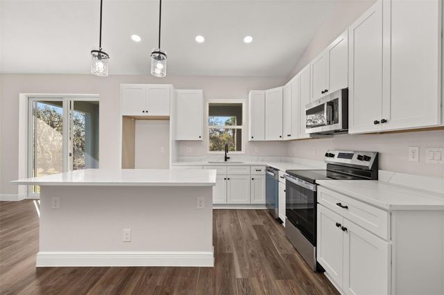 3021 W KENOSHA ROAD, Avon Park, FL 33825