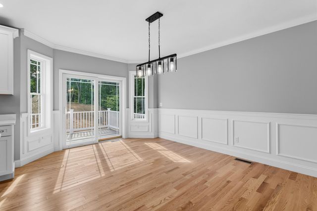 17 Bernice Street, Hooksett, NH 03106