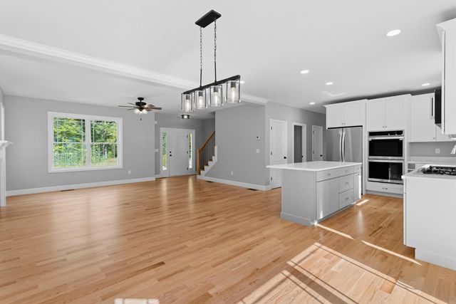 17 Bernice Street, Hooksett, NH 03106