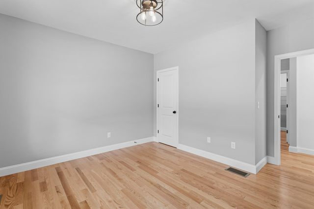 17 Bernice Street, Hooksett, NH 03106