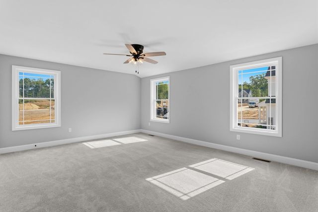 17 Bernice Street, Hooksett, NH 03106