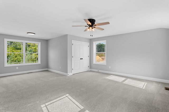17 Bernice Street, Hooksett, NH 03106