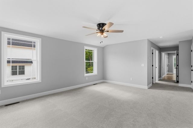 17 Bernice Street, Hooksett, NH 03106