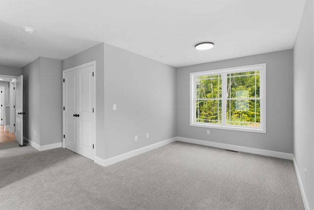 17 Bernice Street, Hooksett, NH 03106