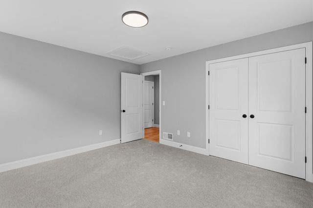 17 Bernice Street, Hooksett, NH 03106