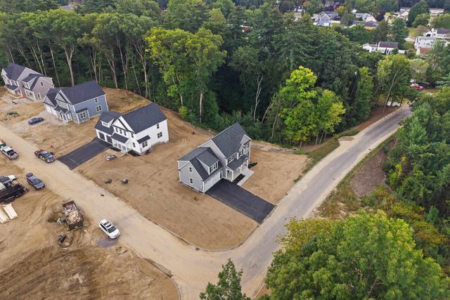 17 Bernice Street, Hooksett, NH 03106