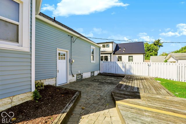 1749 Christopher Lane, Indianapolis, IN 46224