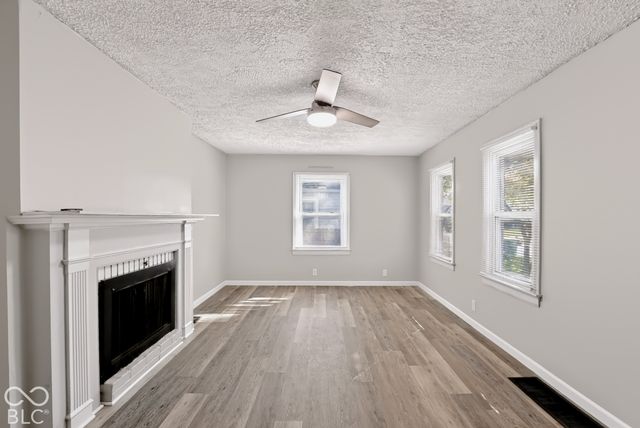 1749 Christopher Lane, Indianapolis, IN 46224