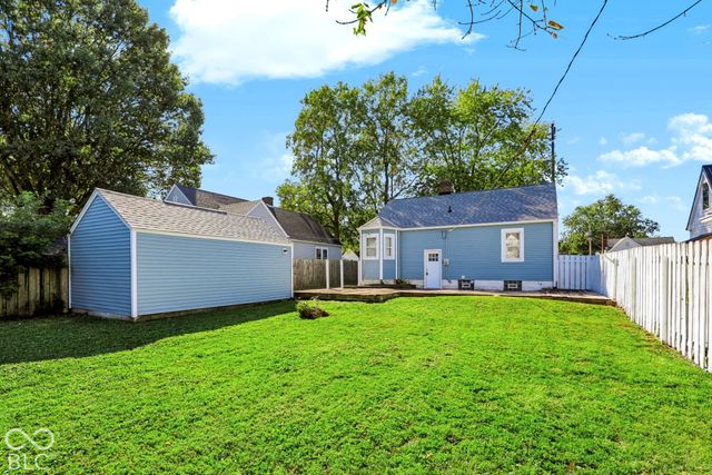1749 Christopher Lane, Indianapolis, IN 46224
