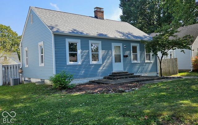 1749 Christopher Lane, Indianapolis, IN 46224