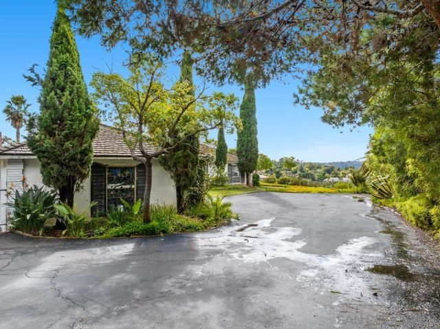 16574 Zumaque, Rancho Santa Fe, CA 92067