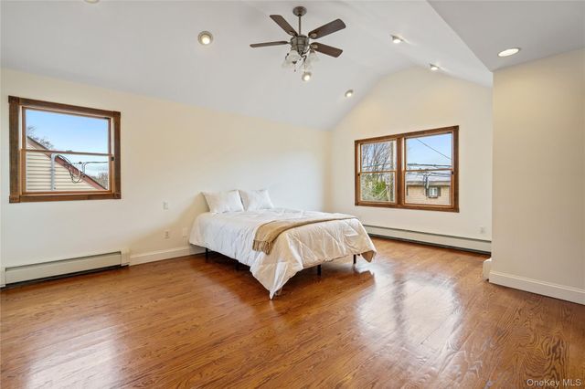 303 Sherbrooke Road, Lindenhurst, NY 11757