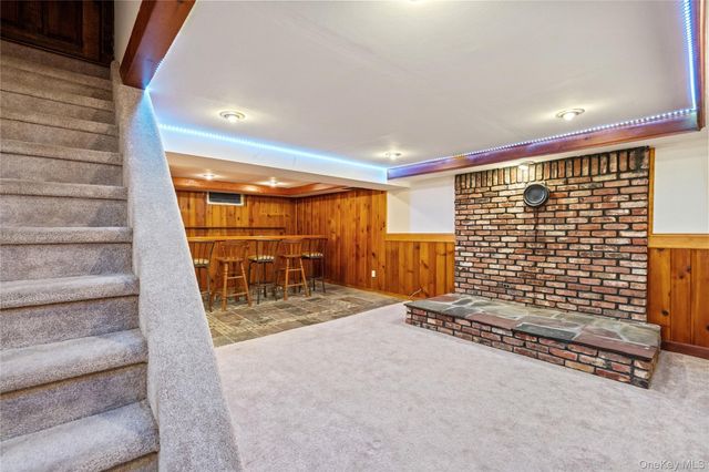 303 Sherbrooke Road, Lindenhurst, NY 11757