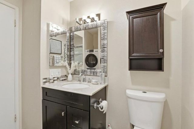 1055 N Capitol Avenue 98, San Jose, CA 95133