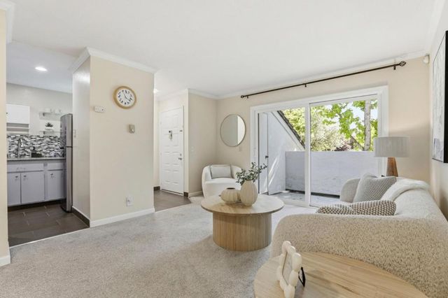 1055 N Capitol Avenue 98, San Jose, CA 95133