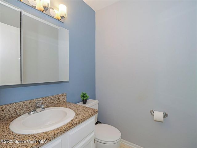 66 Woodland Drive 203, Vero Beach, FL 32962