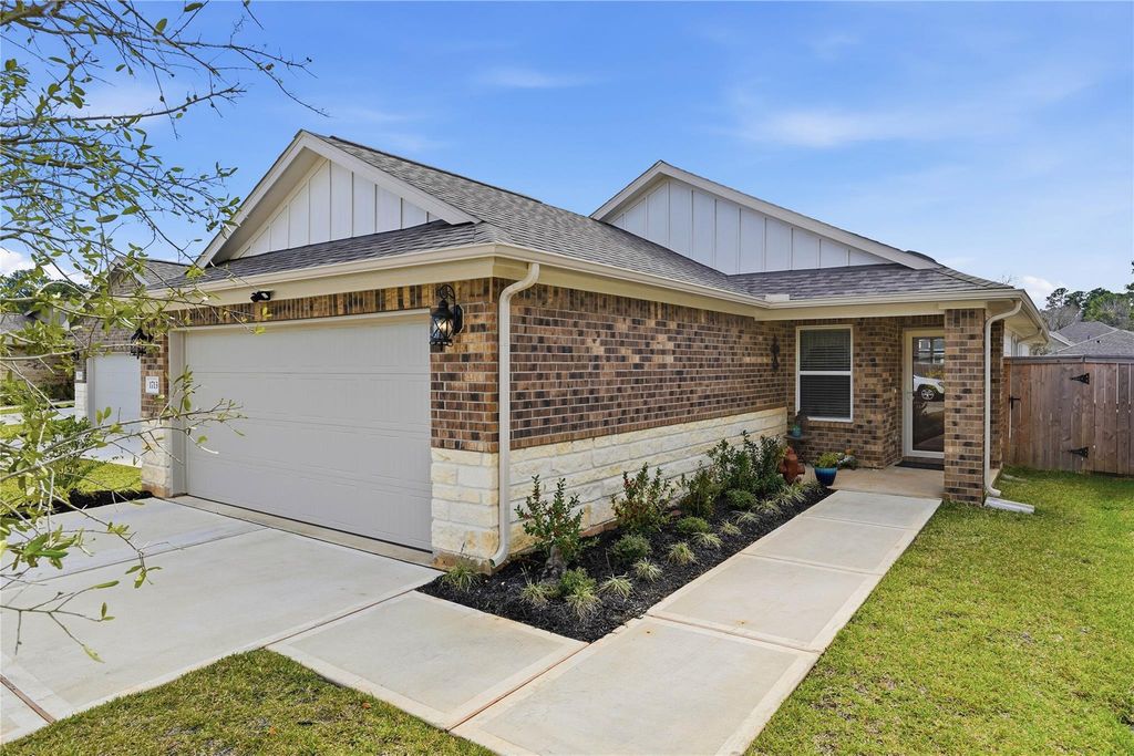 1713 Cayden Oak Lane, Conroe, TX 77304