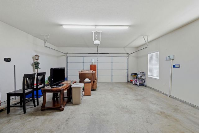 816 E Northside Drive, Pilot Point, TX 76258