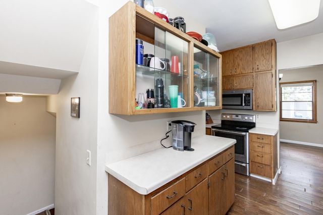 1009 18th Avenue N, Moorhead, MN 56560