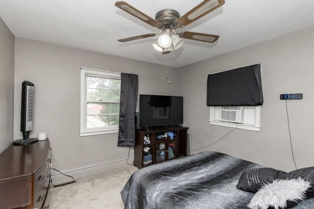 1009 18th Avenue N, Moorhead, MN 56560