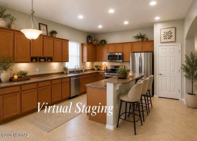 8286 W Calle Sancho Panza, Tucson, AZ 85757