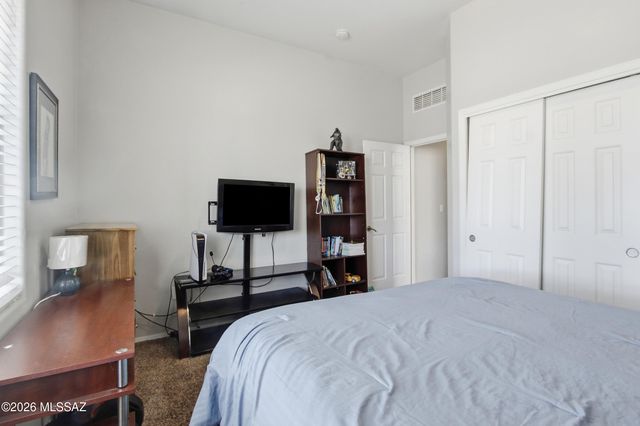8286 W Calle Sancho Panza, Tucson, AZ 85757