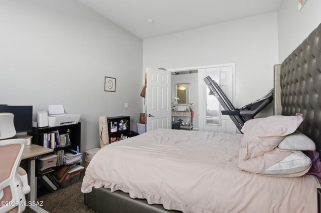 8286 W Calle Sancho Panza, Tucson, AZ 85757