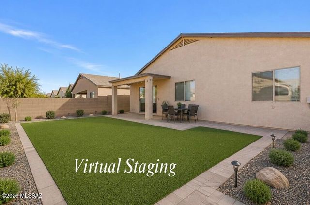 8286 W Calle Sancho Panza, Tucson, AZ 85757