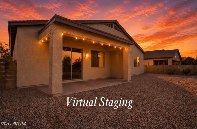 8286 W Calle Sancho Panza, Tucson, AZ 85757