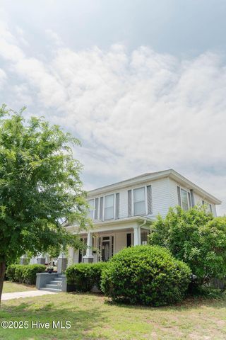 203 Minturn Avenue, Hamlet, NC 28345