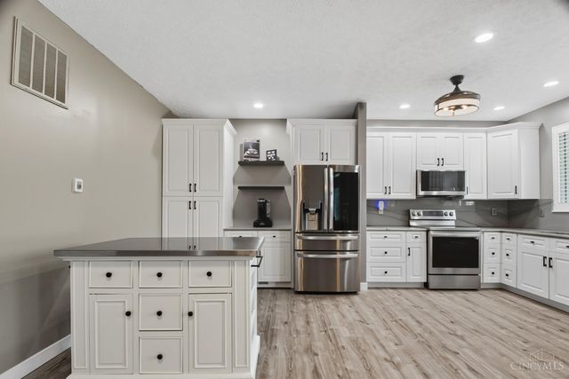 1200 Captains Bridge, Washington Twp, OH 45458