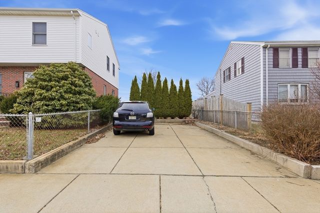 4-6 Jensen 6, Watertown, MA 02472