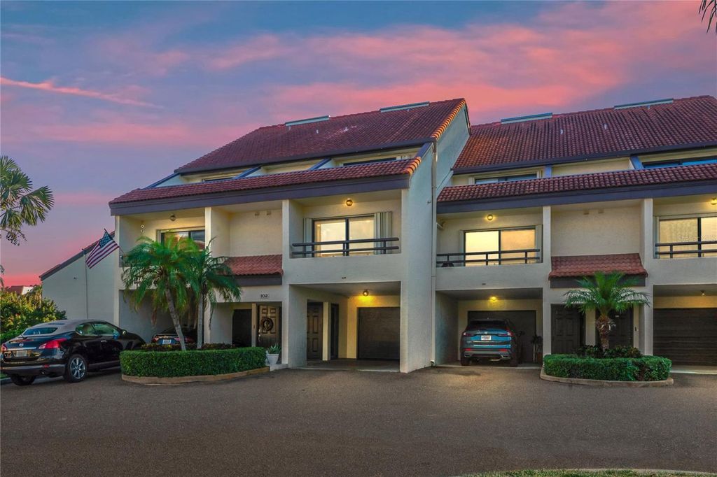 126 1ST STREET E 102, Tierra Verde, FL 33715