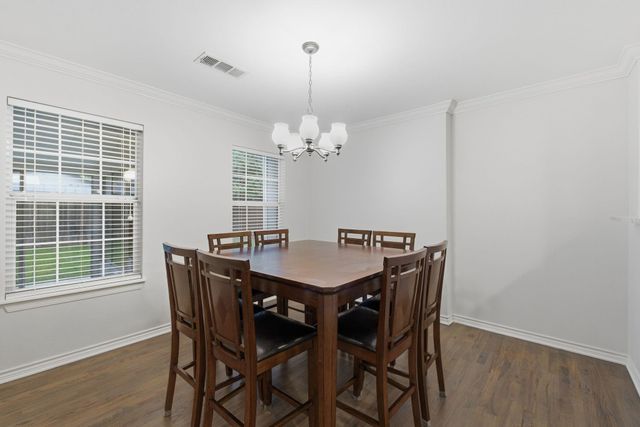 2725 Ryan Place Drive, Fort Worth, TX 76110