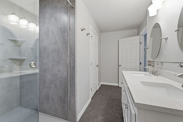 2725 Ryan Place Drive, Fort Worth, TX 76110