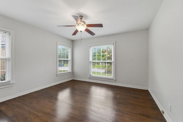 2725 Ryan Place Drive, Fort Worth, TX 76110